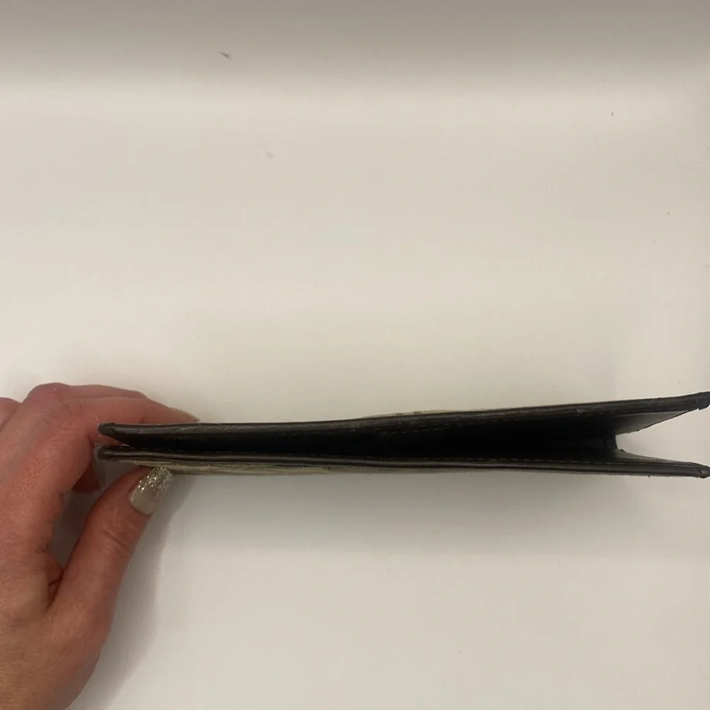 Coach checkbook cover - Picture 8 of 8